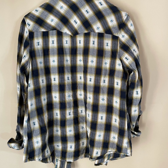 Angie Long Sleeve Button- Up Shirt Size Large - Picture 2 of 6